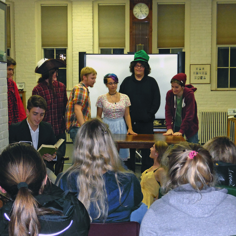 Featured image of article: German 4 Classes Present An Evening Of Fairy Tales