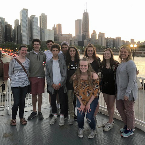 Featured image of article: Students Of German And Science Visit Chicago