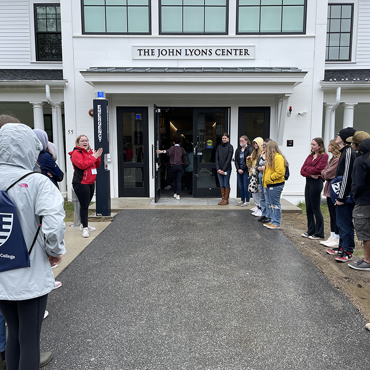 Featured image of article: Lessons From The School Counseling Field Trip To New England College