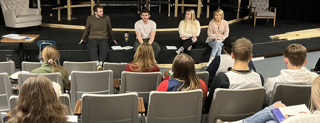 Featured image of article: Alumni Return To Talk About College