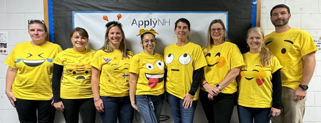 Featured image of article: School Counseling Emojis for Halloween