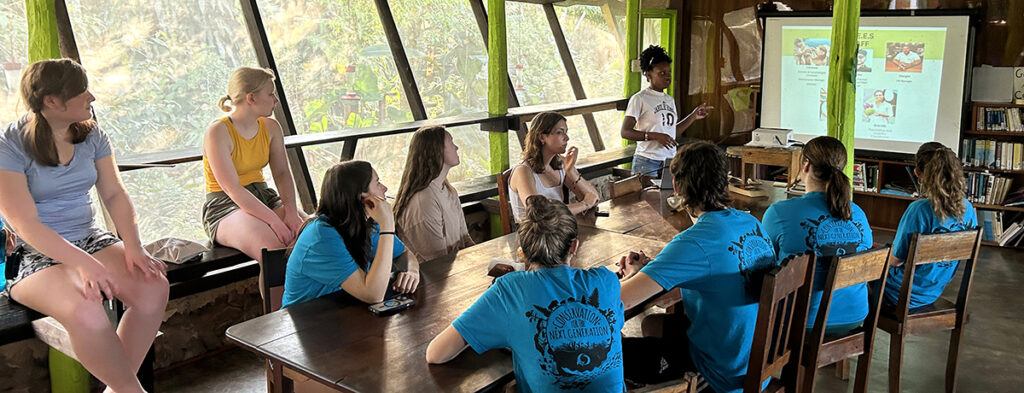 Featured image of article: Science Students Explore Belize